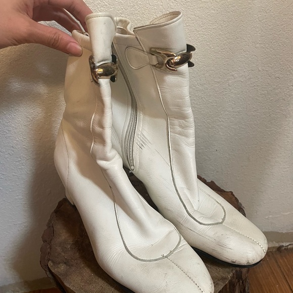 RARE Vintage white ankle boots - Picture 6 of 7
